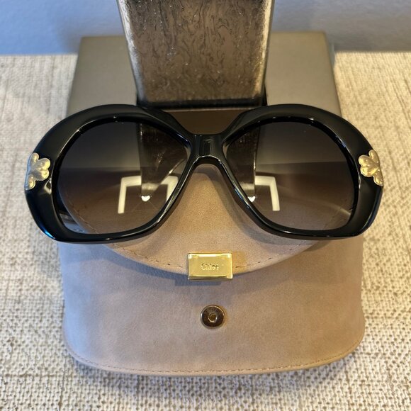 RARE Chloe Butterfly Sunglasses - Picture 2 of 10